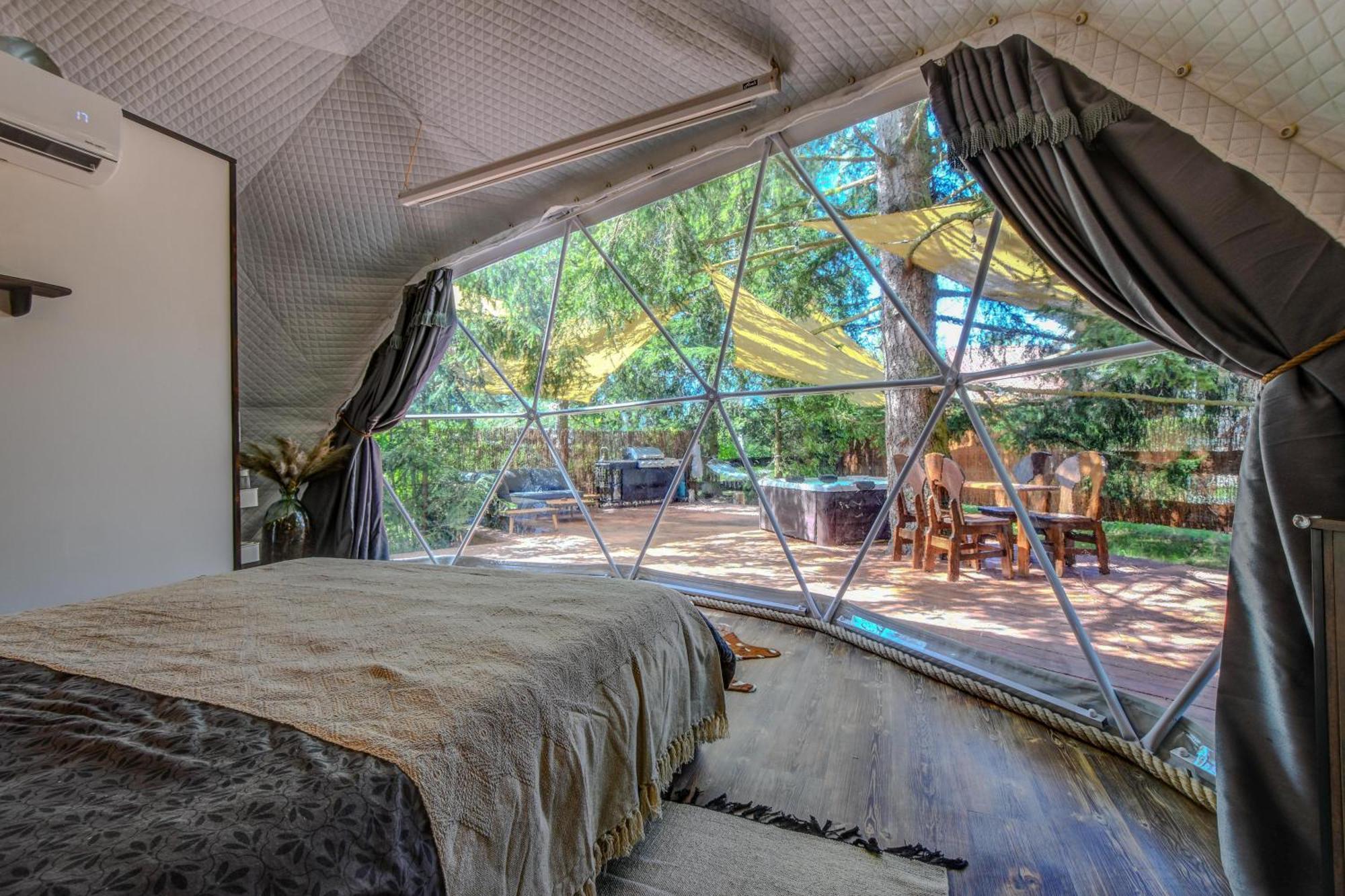Tiche Misto Glamping Hotell Slapy  Eksteriør bilde